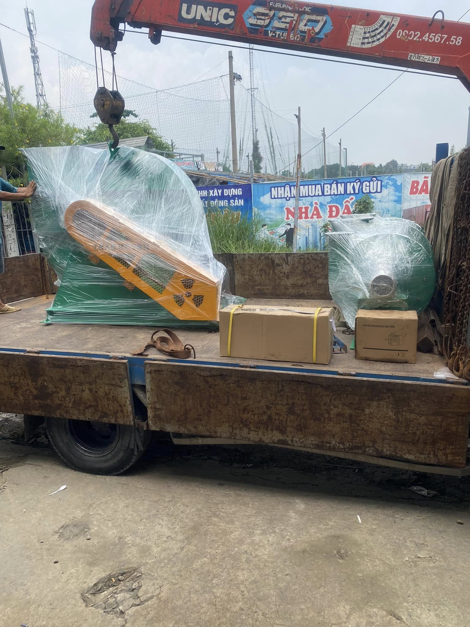 Công Ty TNHH Thương Mại Sản Xuất Trần Huỳnh